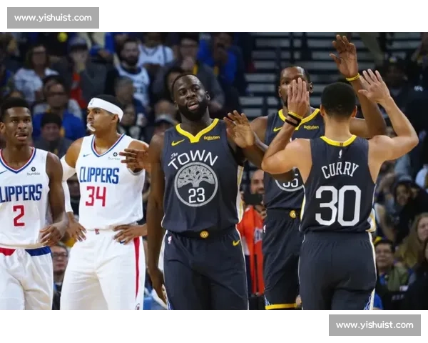 1516赛季勇士雷霆巅峰对决书写历史的西部传奇之夜篮球记忆